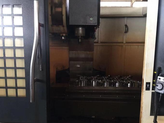 تراش فلزی CNC برقی Mt6 تراش Cnc با دقت بالا با سیستم کنترل برنامه 0