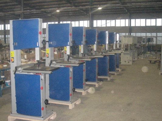 دستگاه برش اره نواری 3HP طرح افقی چوب کار اره نواری