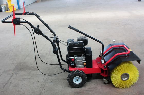 6.5 اسب بخار Snow Power Brush Sweeper Walk Behind Recoil Starter انعطاف پذیری بالا