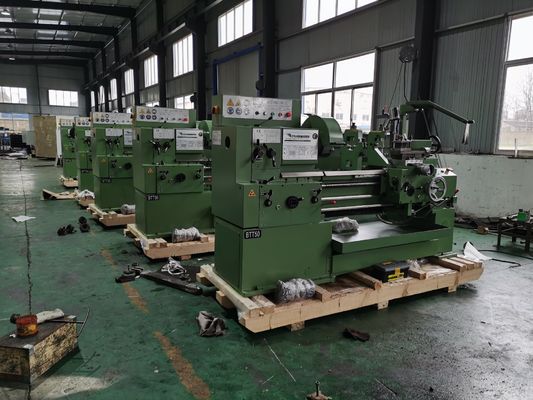 دستگاه رزوه لوله فلزی زبری سطح تراش Cnc افقی QL1320