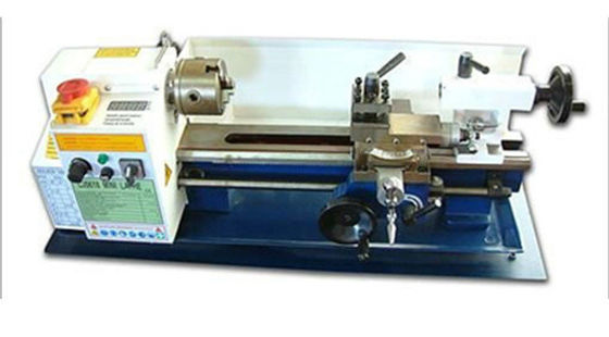تراش فلزی CNC 80 میلی متر گشتاور ثابت Cnc هیدرولیک چاک زبری بالا